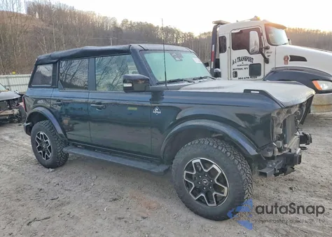 2022 Ford Bronco Base z USA, uszkodzony, nr VIN 1FMDE5DH8NLB89255